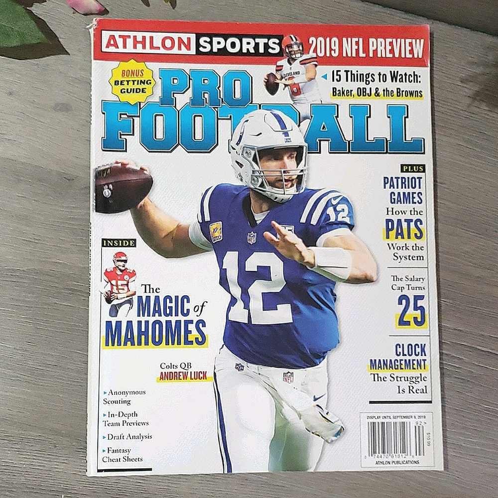 Pro football 2019 NFL preview magazine Andrew luck colts